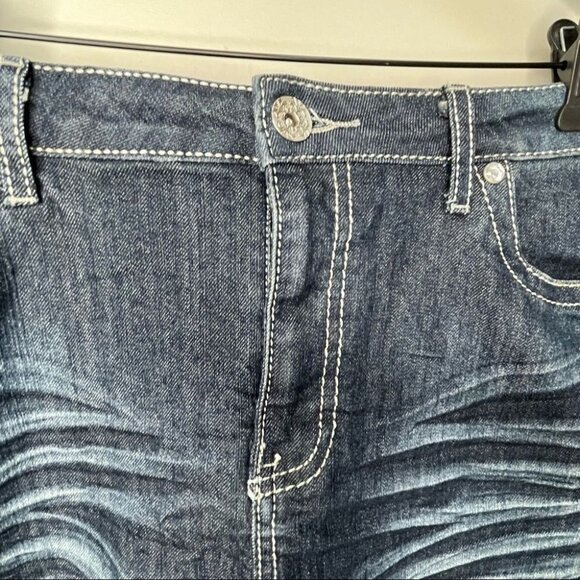 Suko Jeans Denim Skirt Dark Wash Embellished Pockets Size 10 - Picture 2 of 8